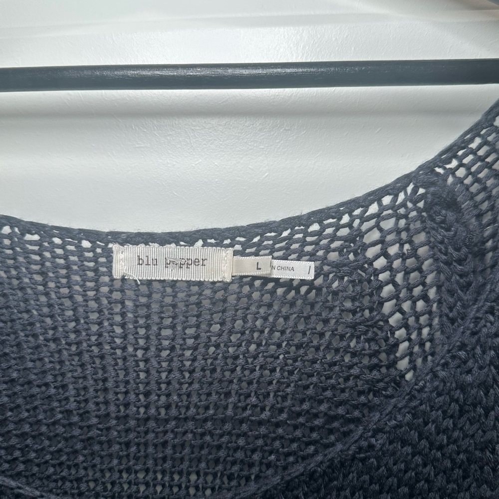 Sweater - Picture 10 of 12